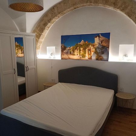 Suite Vecchia Dante Bari Exterior foto